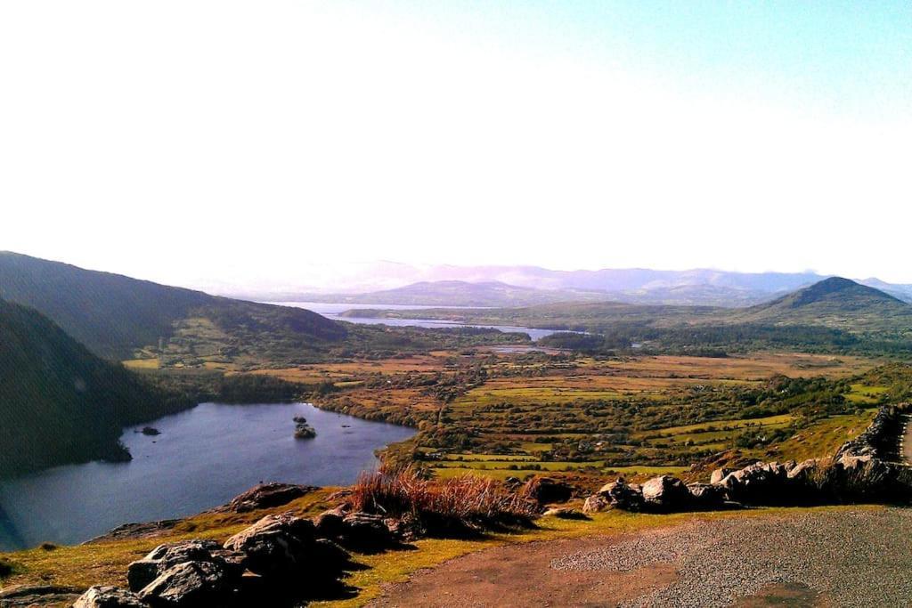 Secluded Cottage Nestled In The Beara Peninsula Killarney Exterior foto